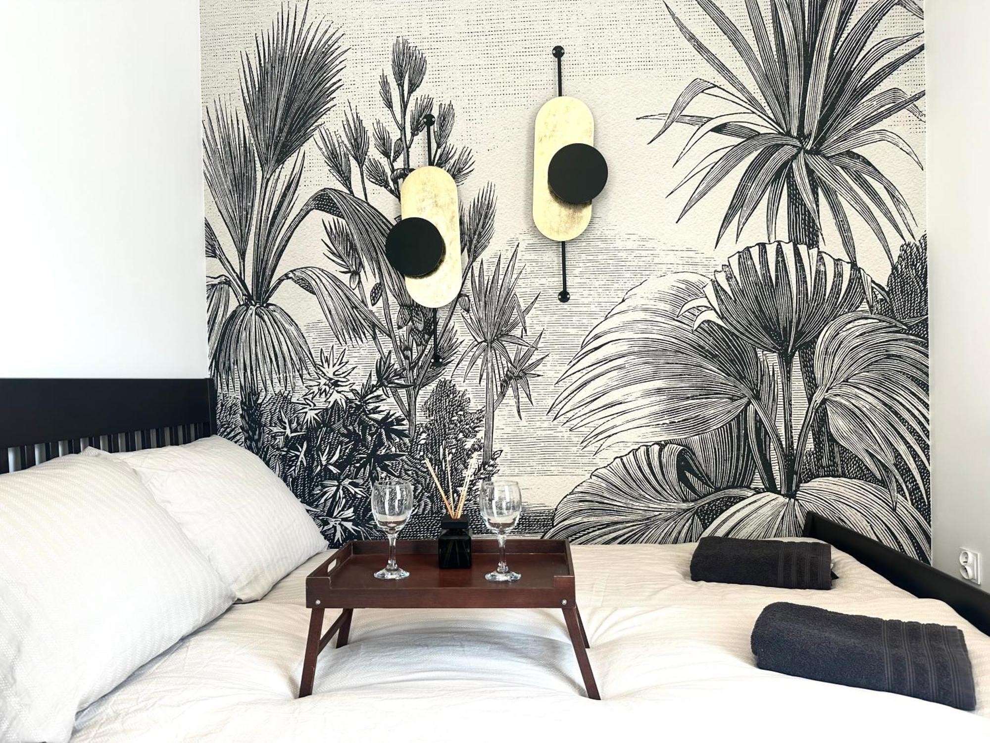 Apartament Lakowa ~ 1000m Main Square ~ Self Check-in 20h *